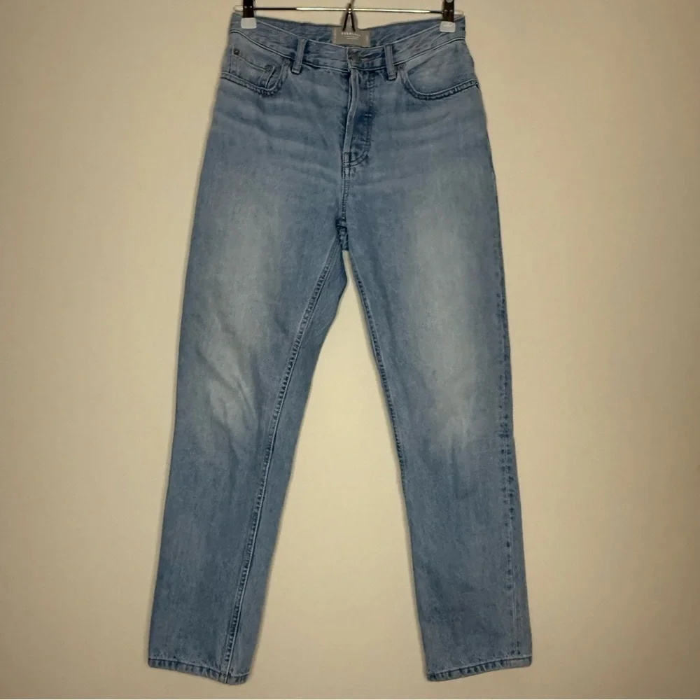 EVERLANE The 90s Cheeky Light Wash Straight Leg 100% Organic Cotton Jeans
